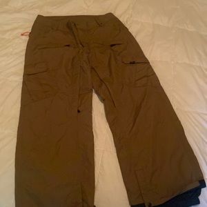men’s large snow pants❄️